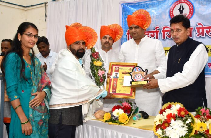 WhatsApp Image 2025-01-17 at 6.51.43 PM (2)